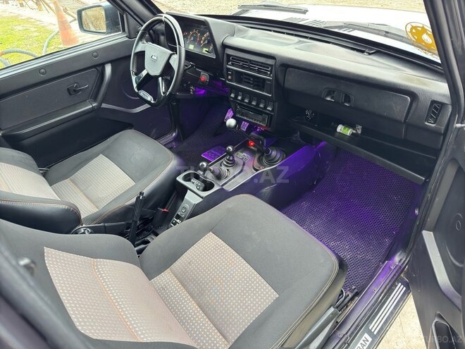 LADA (VAZ) Niva 2019, 126,000 km - 1.7 л - Salyan