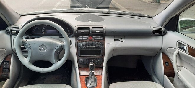 Mercedes C 240 2001, 311,000 km - 2.6 l - Bakı