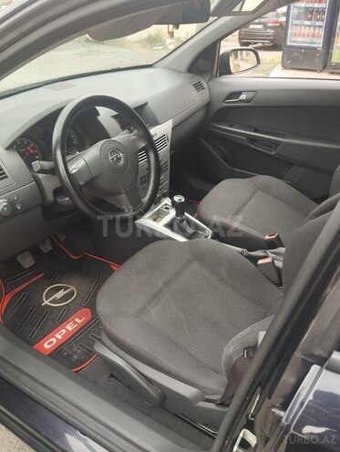 Opel Astra 2009, 224,300 km - 1.4 l - Gəncə