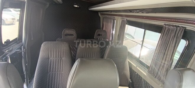 Volkswagen Crafter 2010, 270,000 km - 2.5 l - Xırdalan