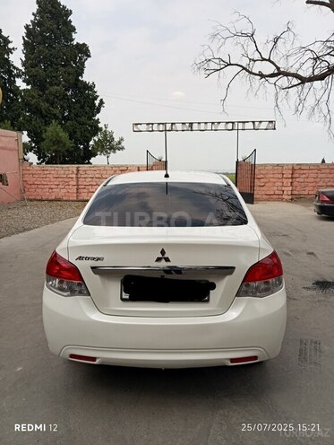 Mitsubishi Attrage 2015, 169,000 km - 1.2 l - Gəncə