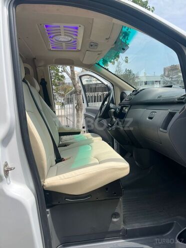 Mercedes Vito 115 2009, 261,423 km - 2.2 l - Bakı
