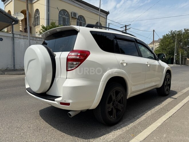 Toyota RAV4 2009, 227,000 km - 2.5 л - Bakı