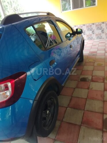 Renault Sandero 2015, 175,000 km - 1.6 l - Masallı