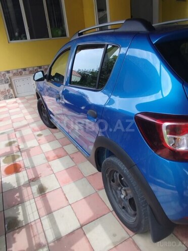 Renault Sandero 2015, 175,000 km - 1.6 l - Masallı