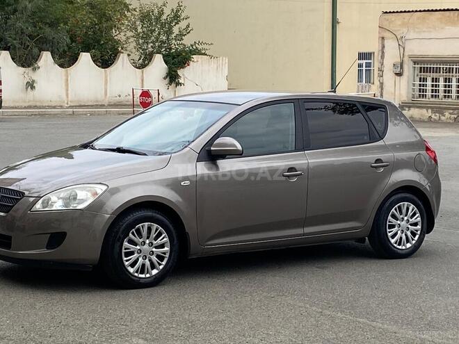 Kia Ceed 2009, 250,000 km - 1.4 л - Gəncə