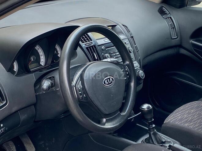 Kia Ceed 2009, 250,000 km - 1.4 л - Gəncə