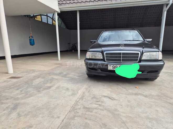 Mercedes C 220 d 1999, 382,000 km - 2.2 л - Ucar