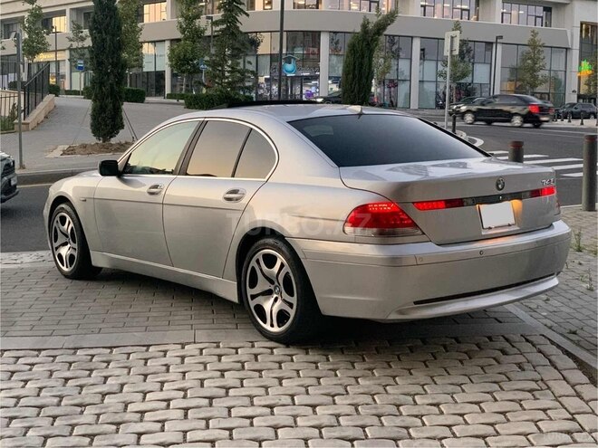 BMW 745-5