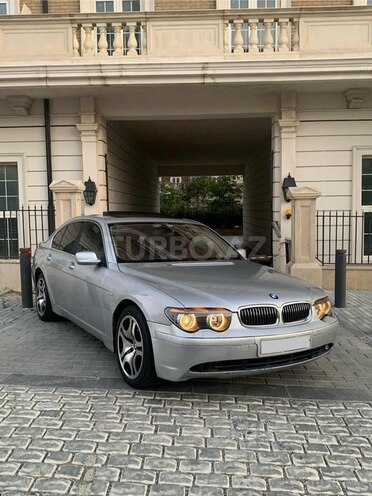 BMW 745-1
