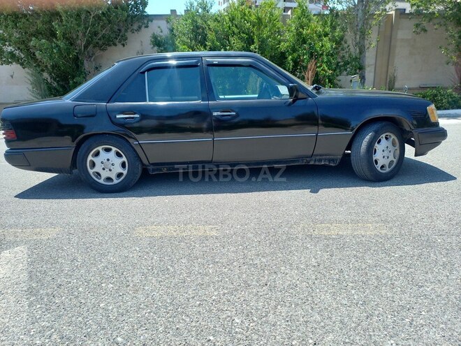 Mercedes E 250 1994, 394,626 km - 2.5 л - Bakı