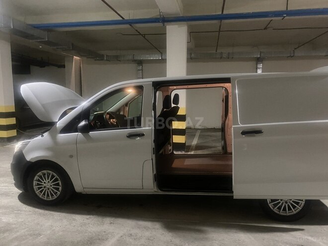 Mercedes Vito 2017, 200,000 km - 2.2 l - Bakı