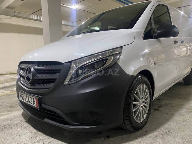 Mercedes Vito 2017, 200,000 km - 2.2 l - Bakı