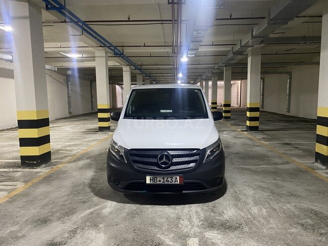 Mercedes Vito 2017, 200,000 km - 2.2 l - Bakı