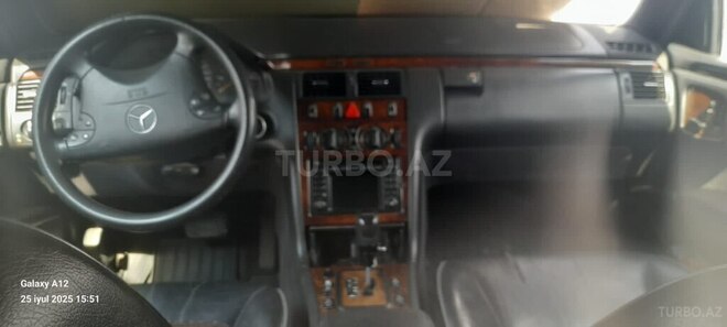 Mercedes E 220 d 2002, 540,000 km - 2.2 l - Bakı
