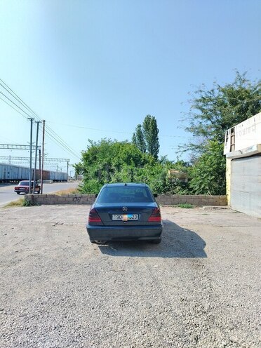 Mercedes C 220 d 1998, 300,000 km - 2.2 л - Xudat