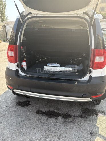 Skoda Yeti 2010, 210,000 km - 1.2 l - Bakı