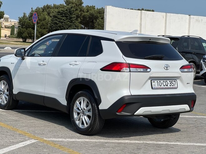 Toyota Corolla Cross 2025, 8,000 km - 2.0 л - Bakı