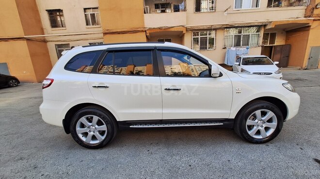 Hyundai Santa Fe-3