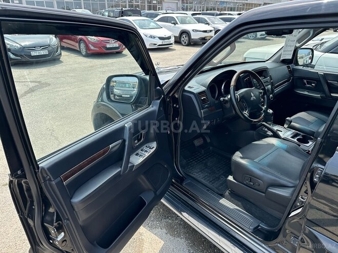 Mitsubishi Pajero 2012, 214,000 km - 3.0 l - Bakı