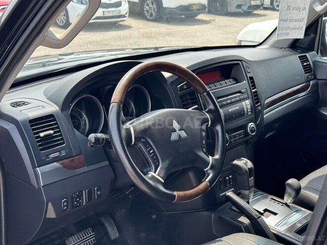 Mitsubishi Pajero 2012, 214,000 km - 3.0 l - Bakı