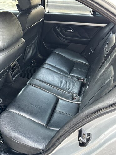 BMW 525 2003, 383,400 km - 2.5 l - Sumqayıt