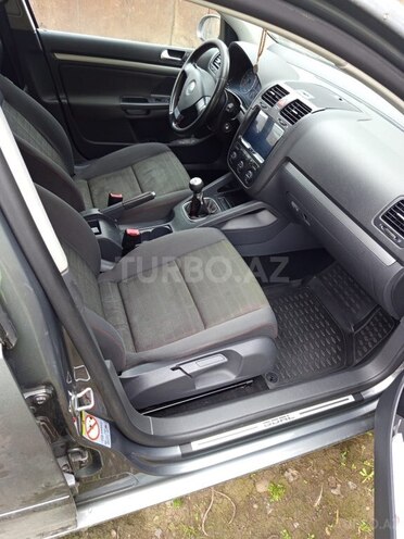 Volkswagen Golf 2006, 300,000 km - 1.4 l - Cəlilabad