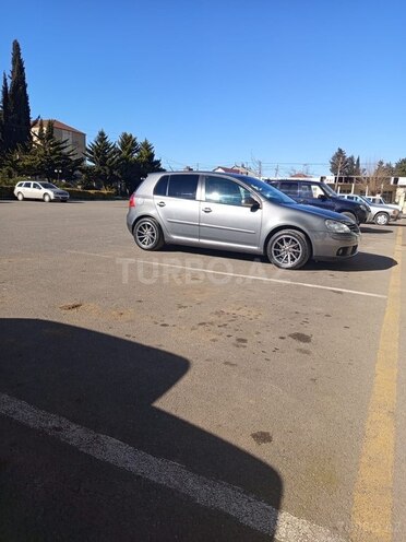 Volkswagen Golf 2006, 300,000 km - 1.4 l - Cəlilabad