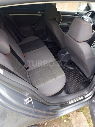 Volkswagen Golf 2006, 300,000 km - 1.4 l - Cəlilabad