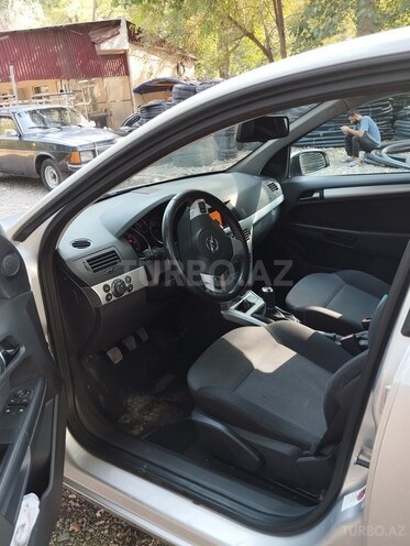Opel Astra 2009, 334,000 km - 1.3 l - Xaçmaz