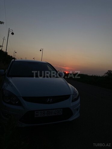 Hyundai i30 2010, 245,000 km - 1.4 л - Şirvan