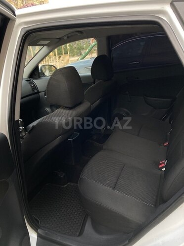 Hyundai i30 2010, 245,000 km - 1.4 л - Şirvan
