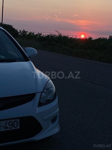 Hyundai i30 2010, 245,000 km - 1.4 л - Şirvan