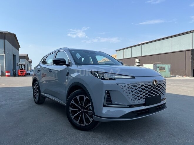 Changan CS 55 Plus 2025, 0 km - 1.5 l - Bakı