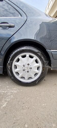 Mercedes E 230 1997, 636,200 km - 2.3 l - Bakı