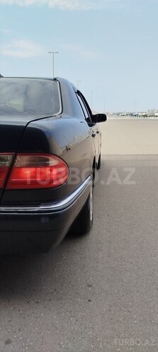 Mercedes E 230 1997, 636,200 km - 2.3 l - Bakı