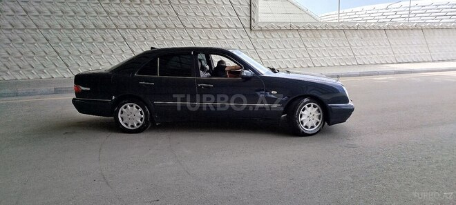 Mercedes E 230 1997, 636,200 km - 2.3 l - Bakı