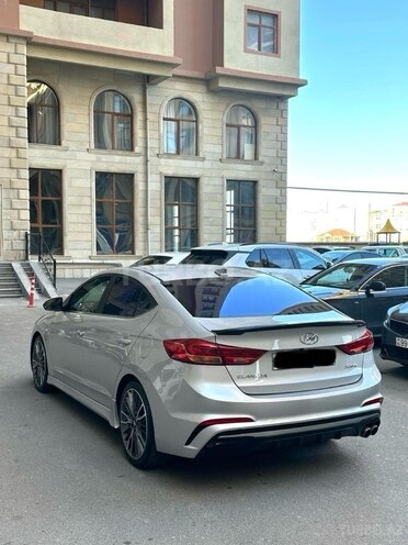Hyundai Elantra 2017, 131,966 km - 1.6 l - Bakı