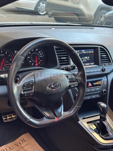 Hyundai Elantra 2017, 131,966 km - 1.6 l - Bakı