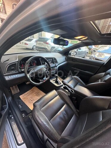 Hyundai Elantra 2017, 131,966 km - 1.6 l - Bakı