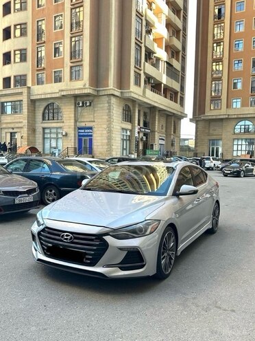 Hyundai Elantra 2017, 131,966 km - 1.6 l - Bakı