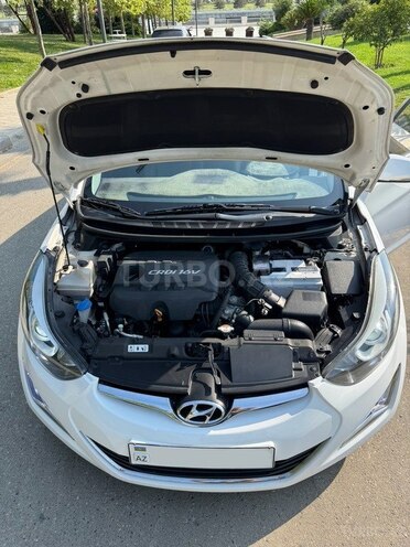 Hyundai Avante 2015, 173,800 km - 1.6 л - Bakı
