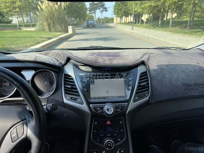 Hyundai Avante 2015, 173,800 km - 1.6 л - Bakı