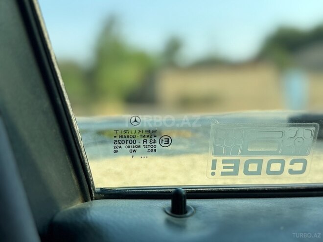 Mercedes E 270 2001, 540,000 km - 2.7 l - Bakı