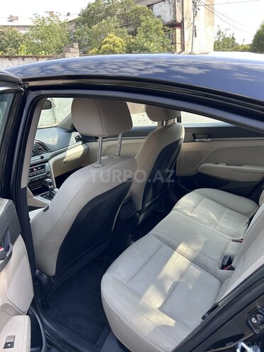 Hyundai Elantra 2016, 113,476 km - 2.0 л - Bakı