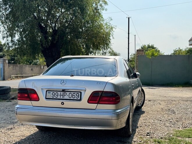 Mercedes E 270 2001, 540,000 km - 2.7 l - Bakı