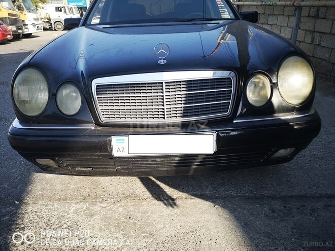 Mercedes E 200 1997, 425,324 km - 2.0 l - Bakı