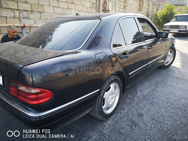 Mercedes E 200 1997, 425,324 km - 2.0 l - Bakı