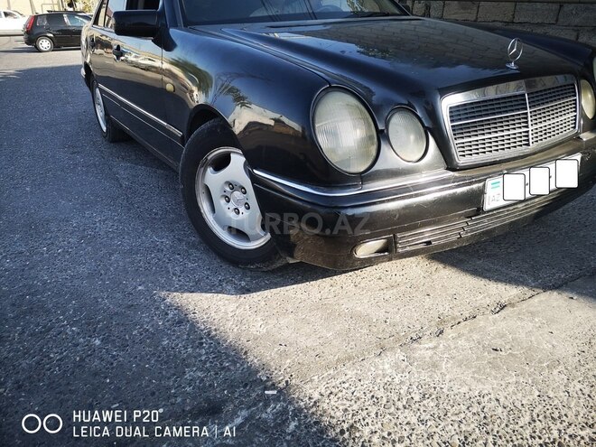 Mercedes E 200 1997, 425,324 km - 2.0 l - Bakı