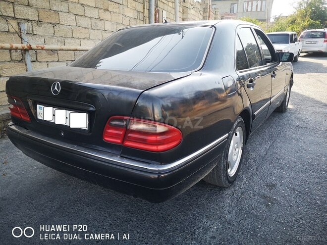 Mercedes E 200 1997, 425,324 km - 2.0 l - Bakı